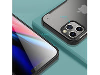 Anti-Impact No-Scratch Case für Apple iPhone 12 Pro in dunkelgrün von Screenguard