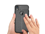 Soft TPU Case mit Design aus feinem veganen Leder für Apple iPhone XR stabil mit erhöhten Rändern und Kanten in schwarz von Screenguard