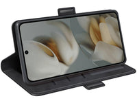 Veganes Flip Case Leder Etui Hülle mit Karten Fächer und Sichtfenster für Google Pixel 10 in schwarz von Screenguard