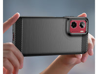 Flexible Handy Schutzhülle mit gebürster Carbon Textur auf der Rückseite für zum Schutz des Motorola Moto E15  Display und Gehäuse Case in schwarz von Screenguard