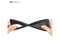 Soft TPU Case mit Design aus feinem veganen Leder für OnePlus 7T stabil mit erhöhten Rändern und Kanten in schwarz von Screenguard