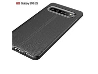 Soft TPU Case mit Design aus feinem veganen Leder für Samsung Galaxy S10 5G stabil mit erhöhten Rändern und Kanten in schwarz von Screenguard