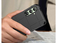 Widerstandsfähige, stabile Outdoor Sport Hülle für das Samsung Galaxy S24 FE für Handwerker, Baustelle, Business, äusserst stabil mit erhöhten Rändern und Kanten in schwarz von Screenguard