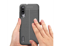 Soft TPU Case mit Design aus feinem veganen Leder für Xiaomi Mi A3 stabil mit erhöhten Rändern und Kanten in schwarz von Screenguard